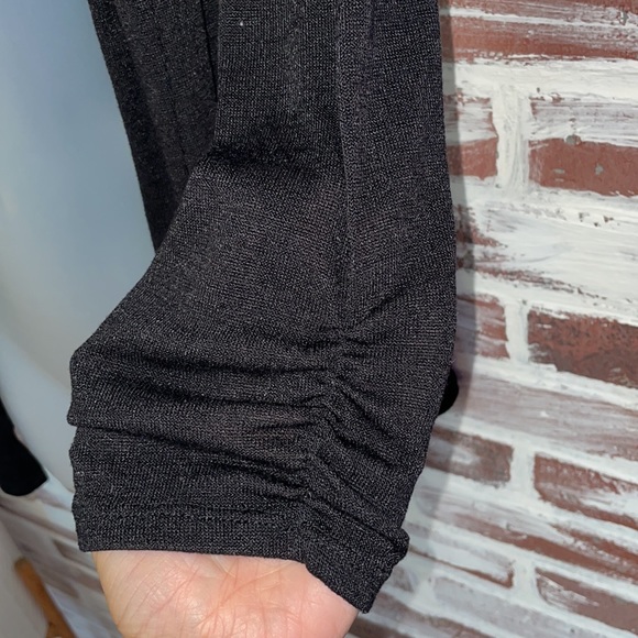 Sweater - Picture 3 of 4